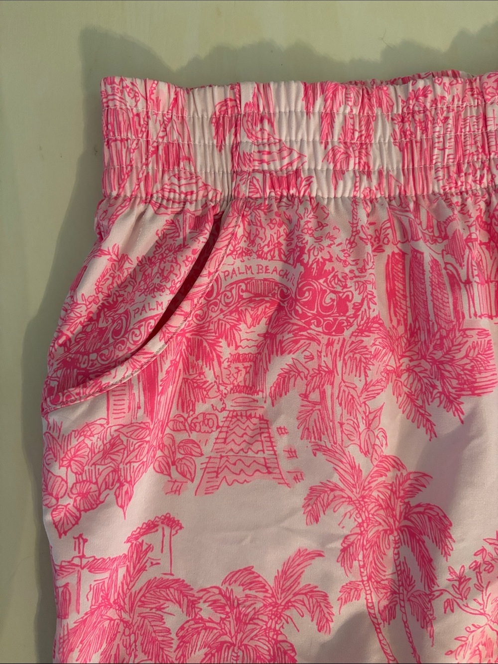 Lilly Pulitzer Pink palm beach Toile Print Women's Shorts nwot - Picture 3 of 3